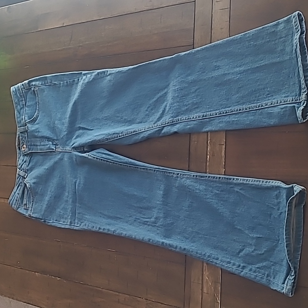 Massimo Dutti Bootcut Medium Wash Jeans size 6